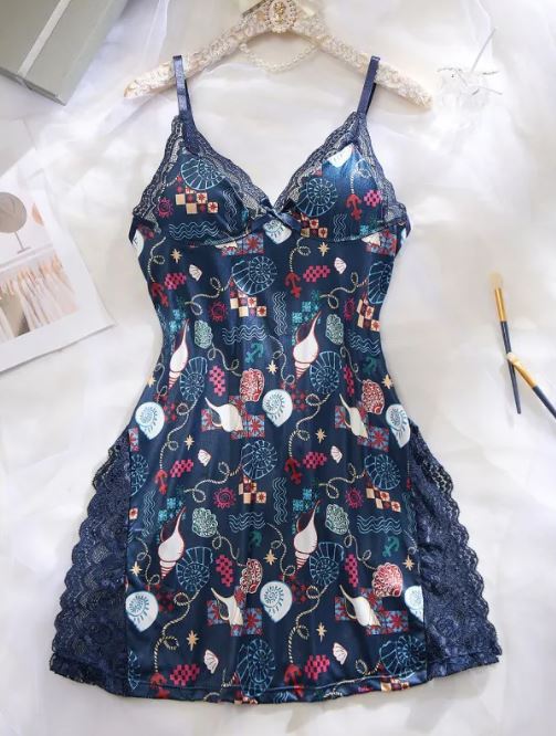 Ladies' Elegant Lace Nightgown